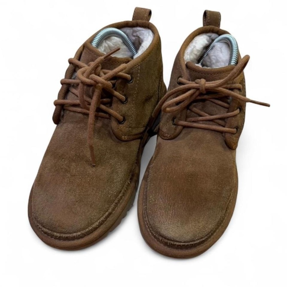 UGG Neumel Boots Chestnut Suede Shearling Lined‎ Lace Up Women's 6